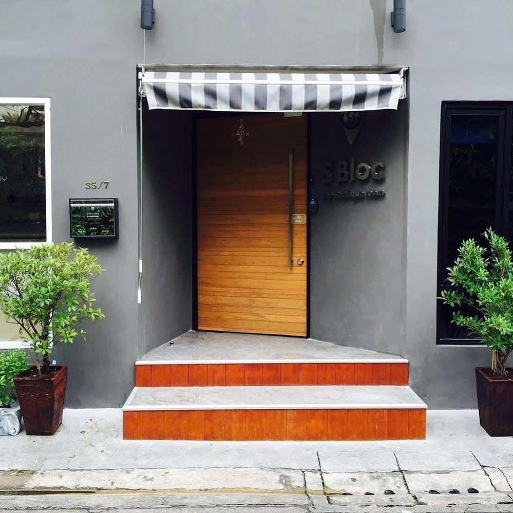 Bed and Breakfast S Bloc Saladaeng Bangkok Exterior foto